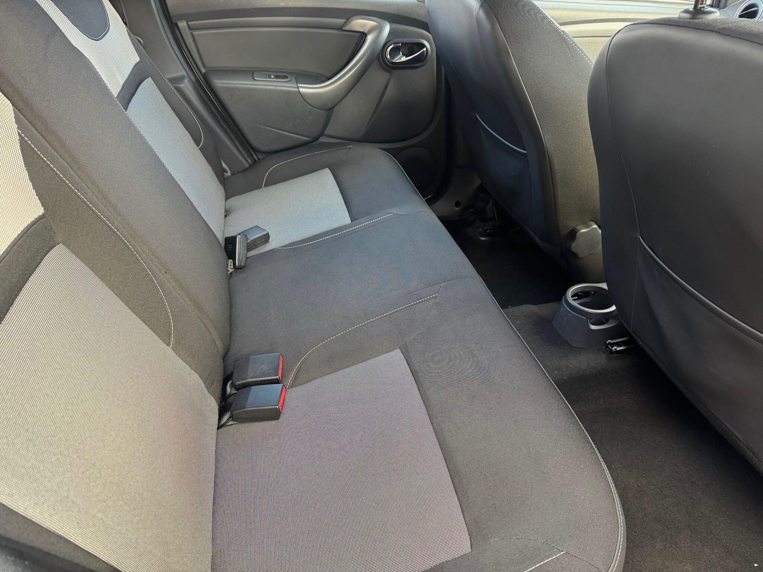 Used Dacia Duster 2016 for sale - 76781441: Photo 25