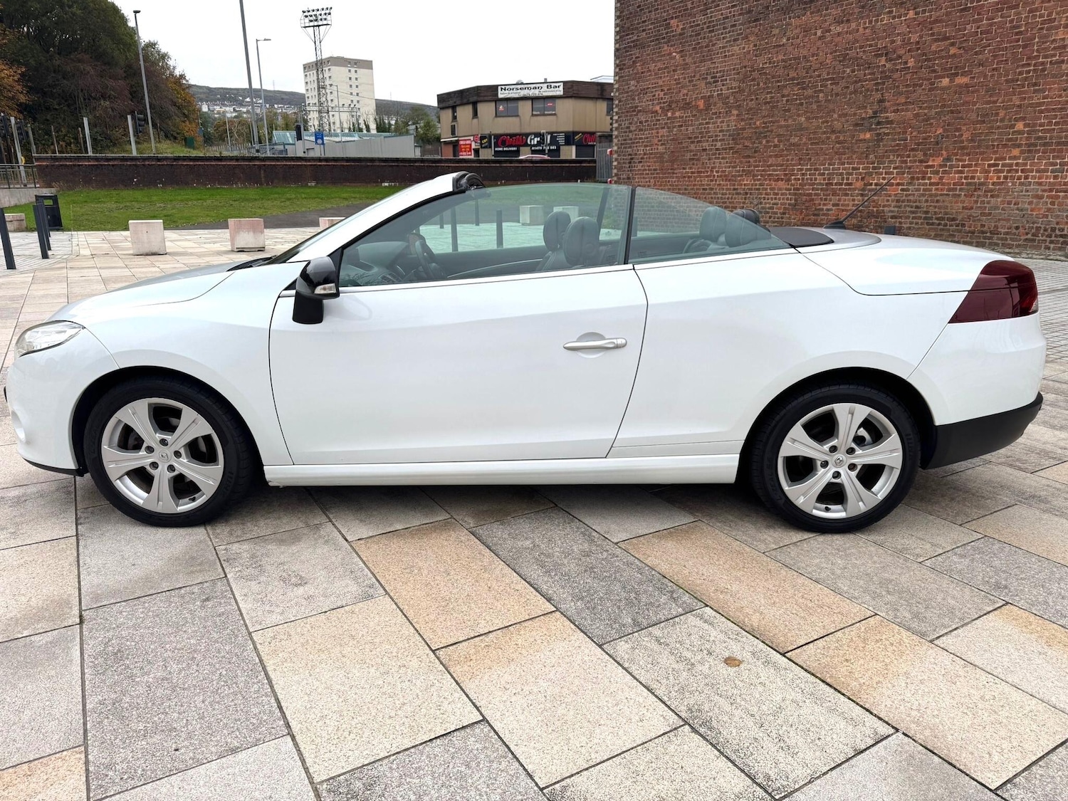 Used Renault Megane 2010 for sale - 76989573: Photo 13