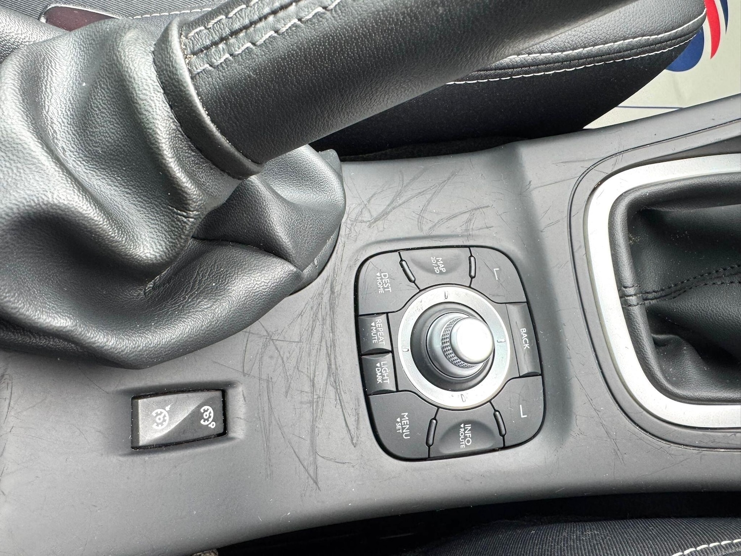 Used Renault Megane 2010 for sale - 76989573: Photo 20