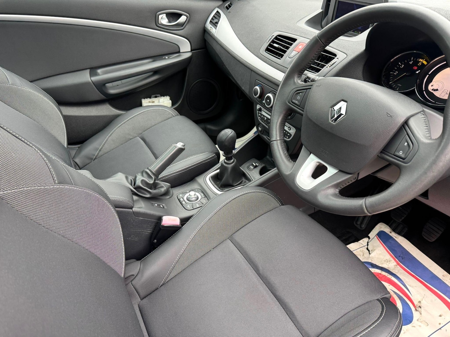 Used Renault Megane 2010 for sale - 76989573: Photo 23