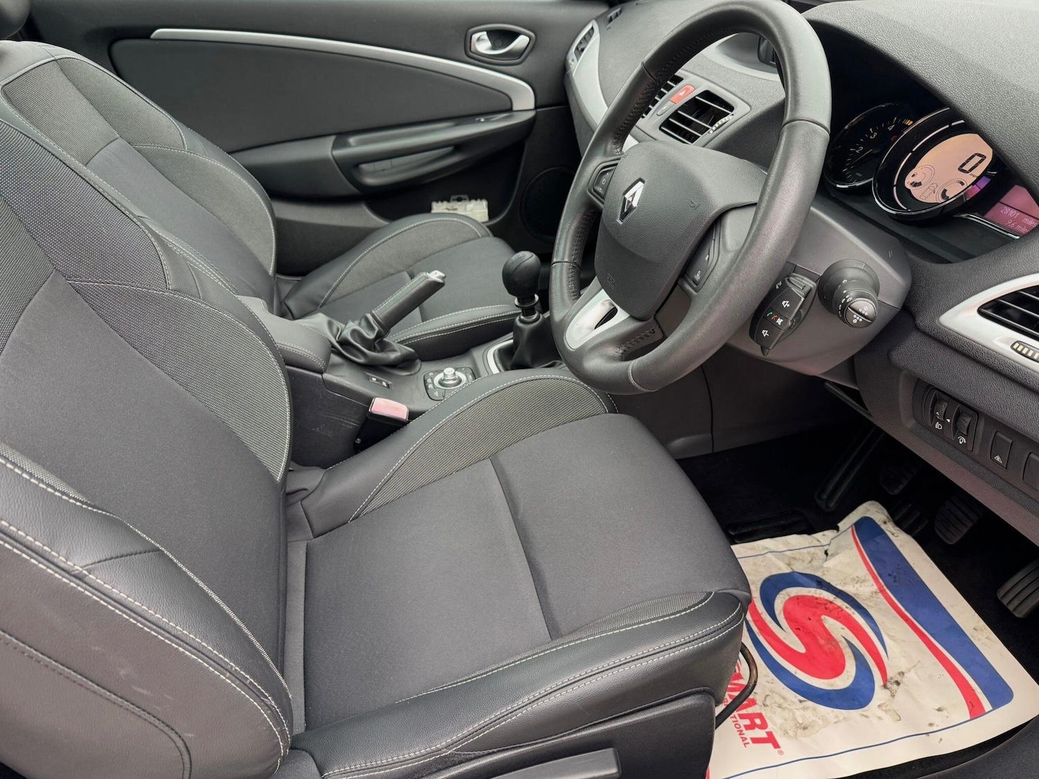 Used Renault Megane 2010 for sale - 76989573: Photo 27