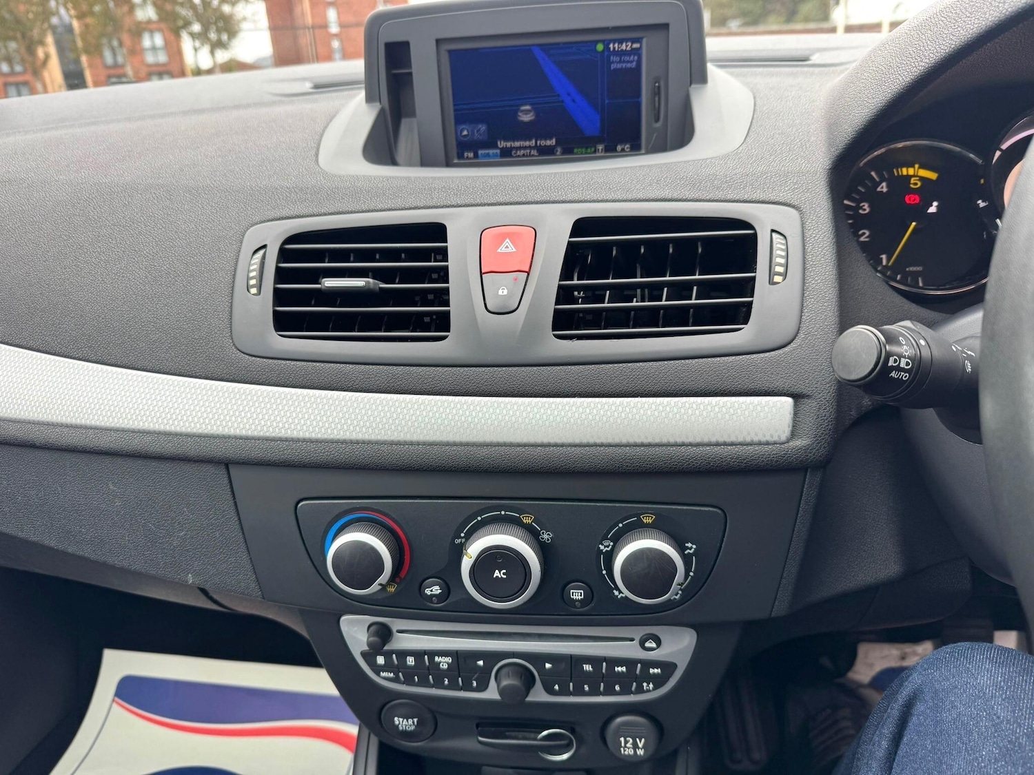 Used Renault Megane 2010 for sale - 76989573: Photo 29