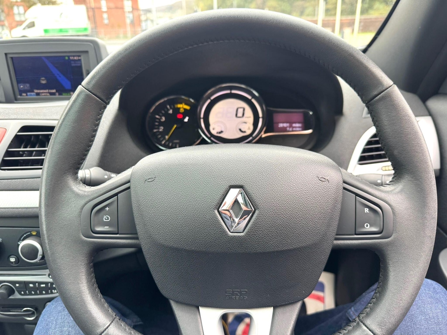 Used Renault Megane 2010 for sale - 76989573: Photo 31