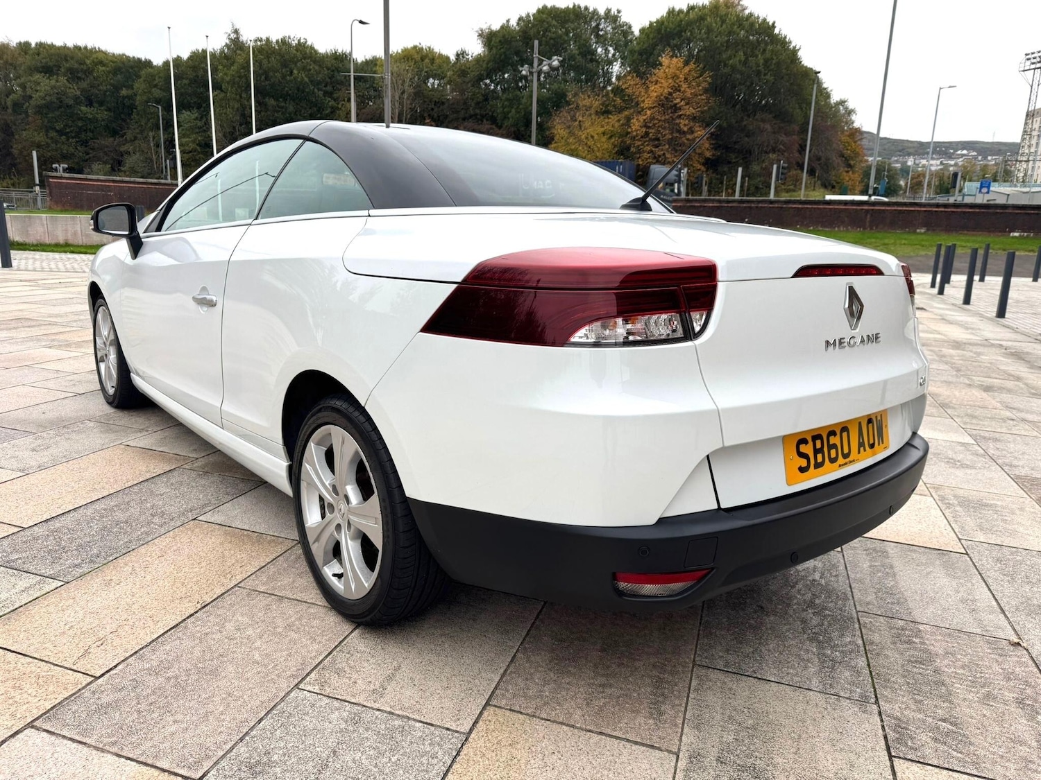 Used Renault Megane 2010 for sale - 76989573: Photo 4