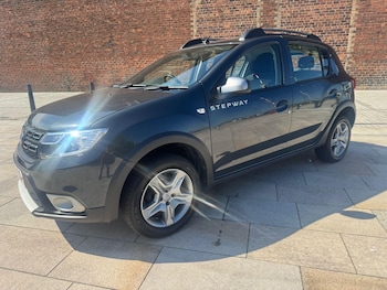 Used Dacia Sandero Stepway 2019 for sale - 78384161: Photo