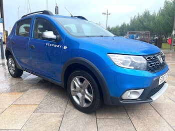 Used Dacia Sandero Stepway 2017 for sale - 79698792: Photo