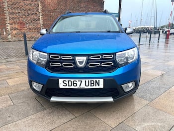 Used Dacia Sandero Stepway 2017 for sale - 79698792: Photo