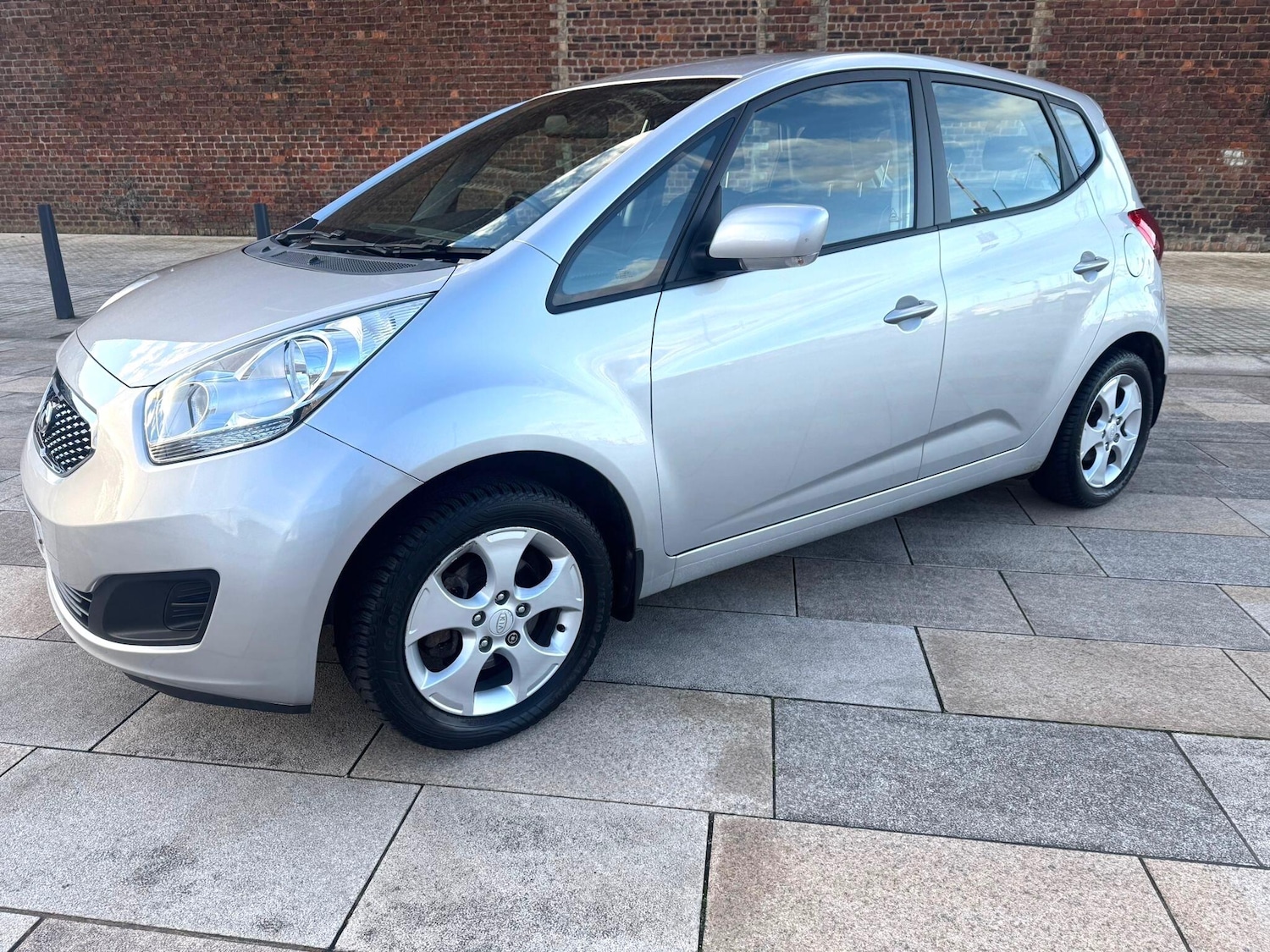 Used Kia Venga 2013 for sale - 76688521: Photo 16