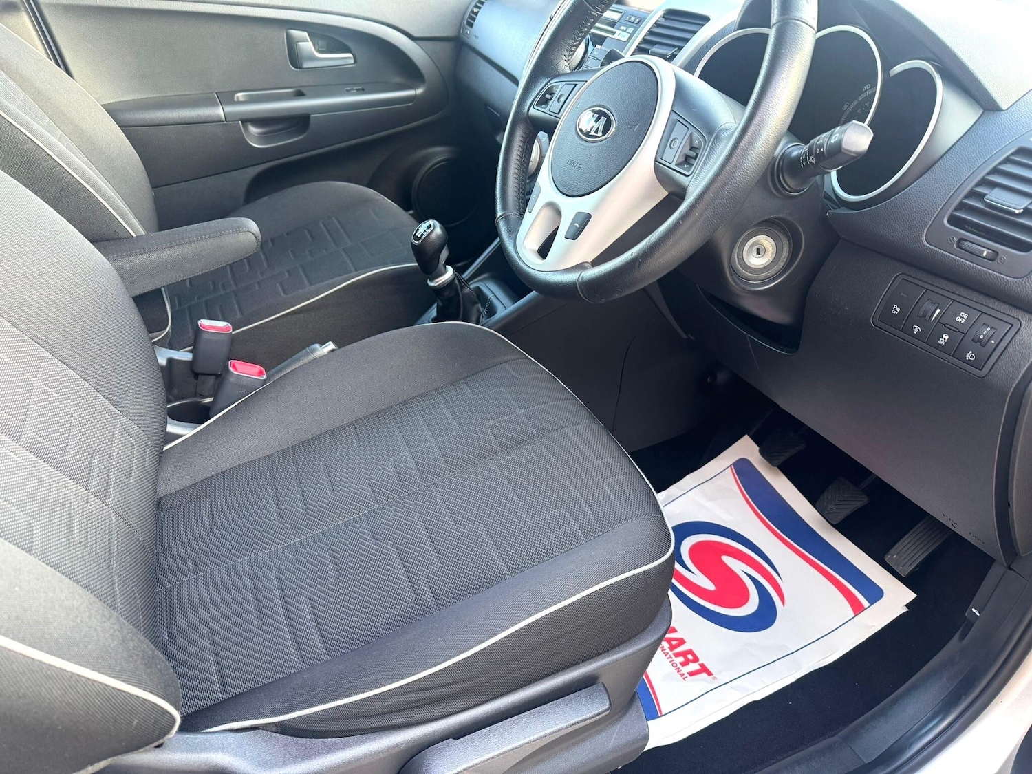 Used Kia Venga 2013 for sale - 76688521: Photo 27