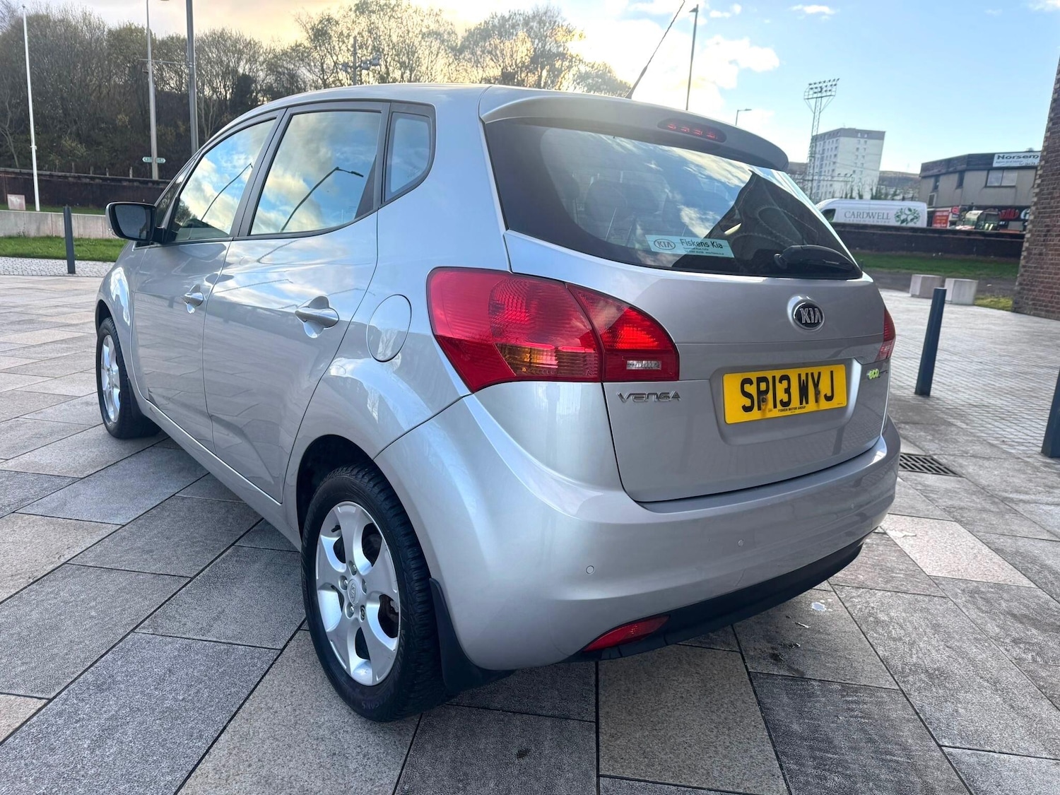 Used Kia Venga 2013 for sale - 76688521: Photo 4