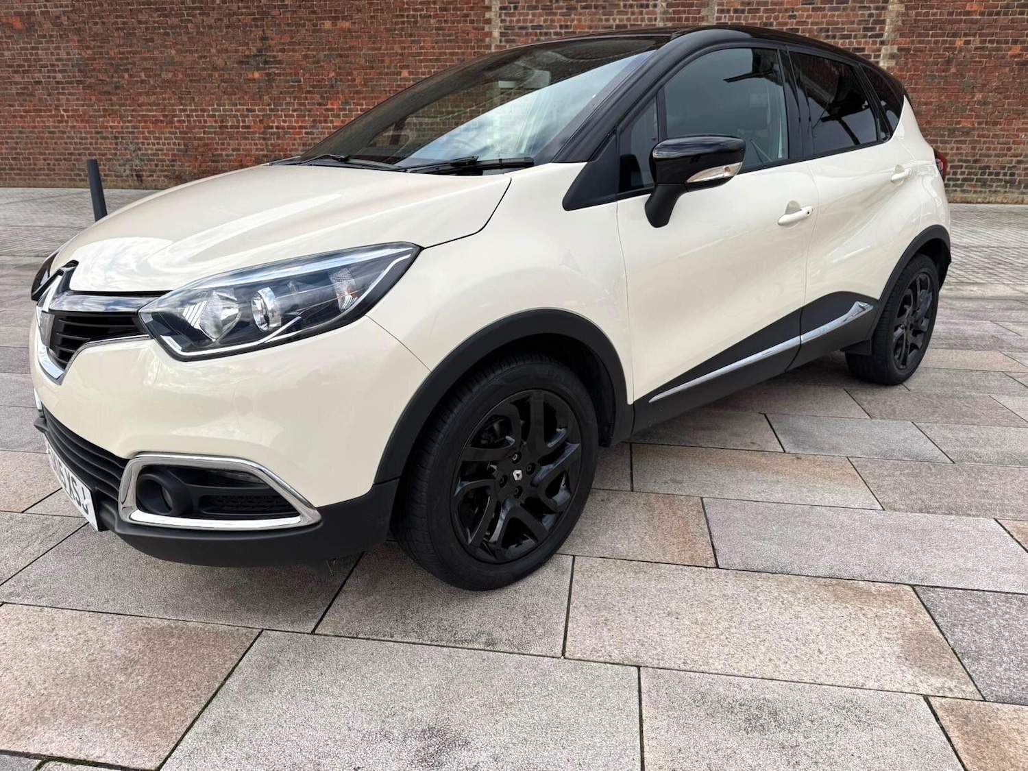 Used Renault Captur 2015 for sale - 76913325: Photo 11