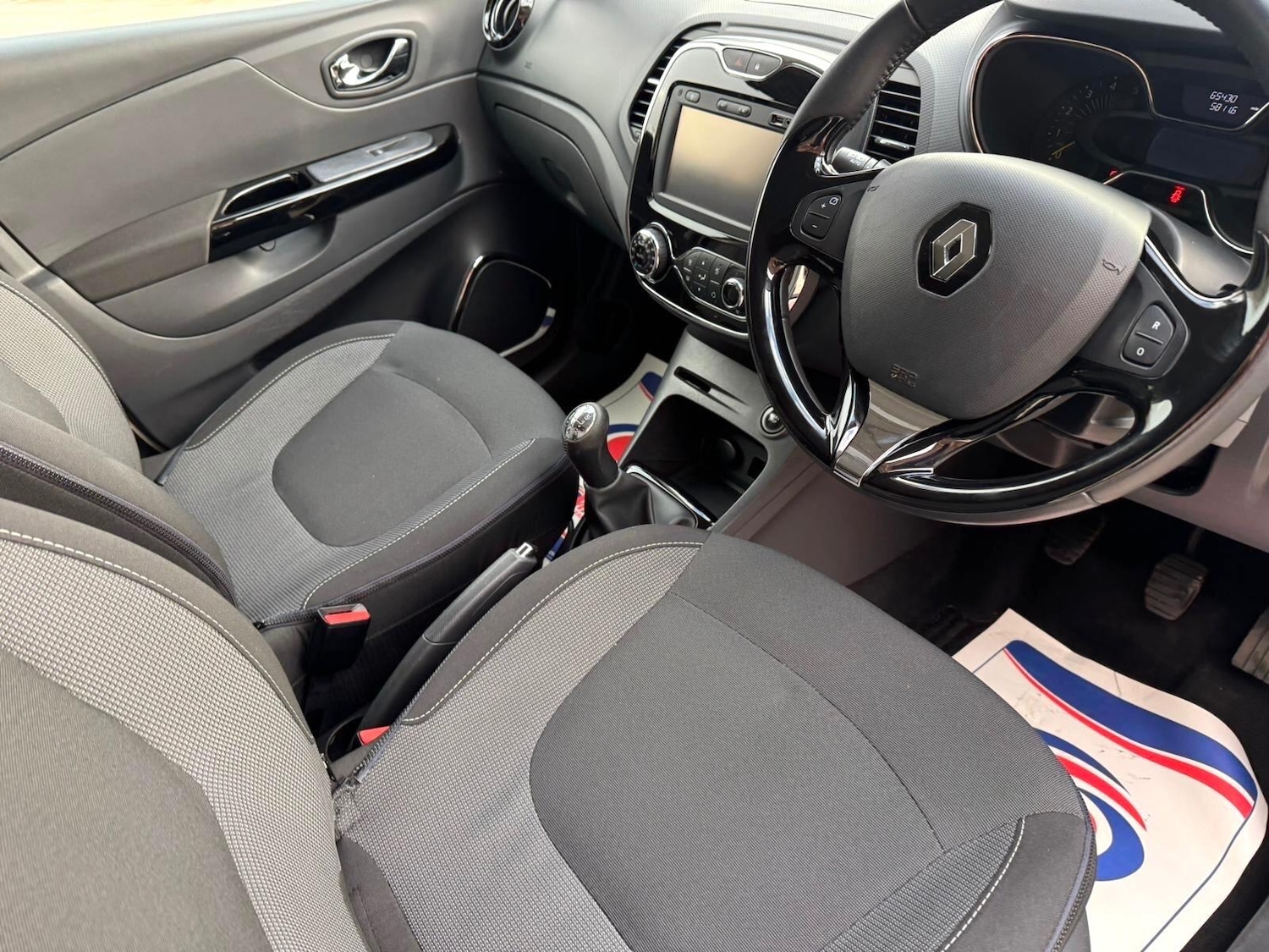 Used Renault Captur 2015 for sale - 76913325: Photo 22