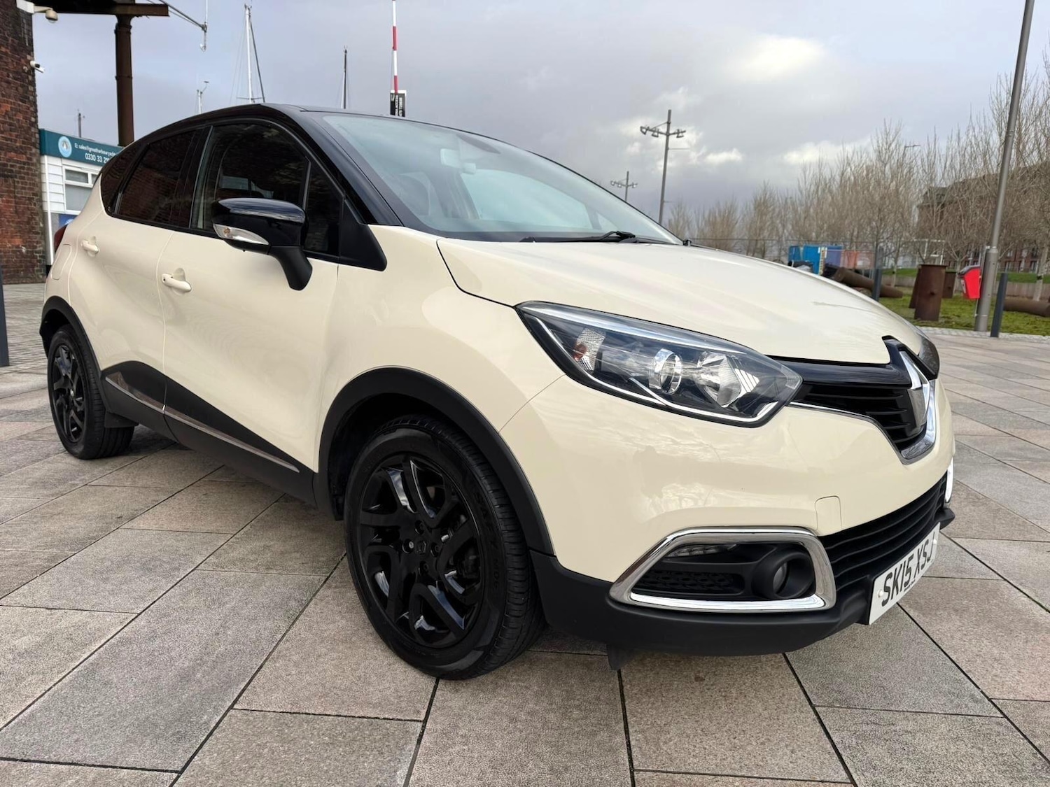 Used Renault Captur 2015 for sale - 76913325: Photo 6