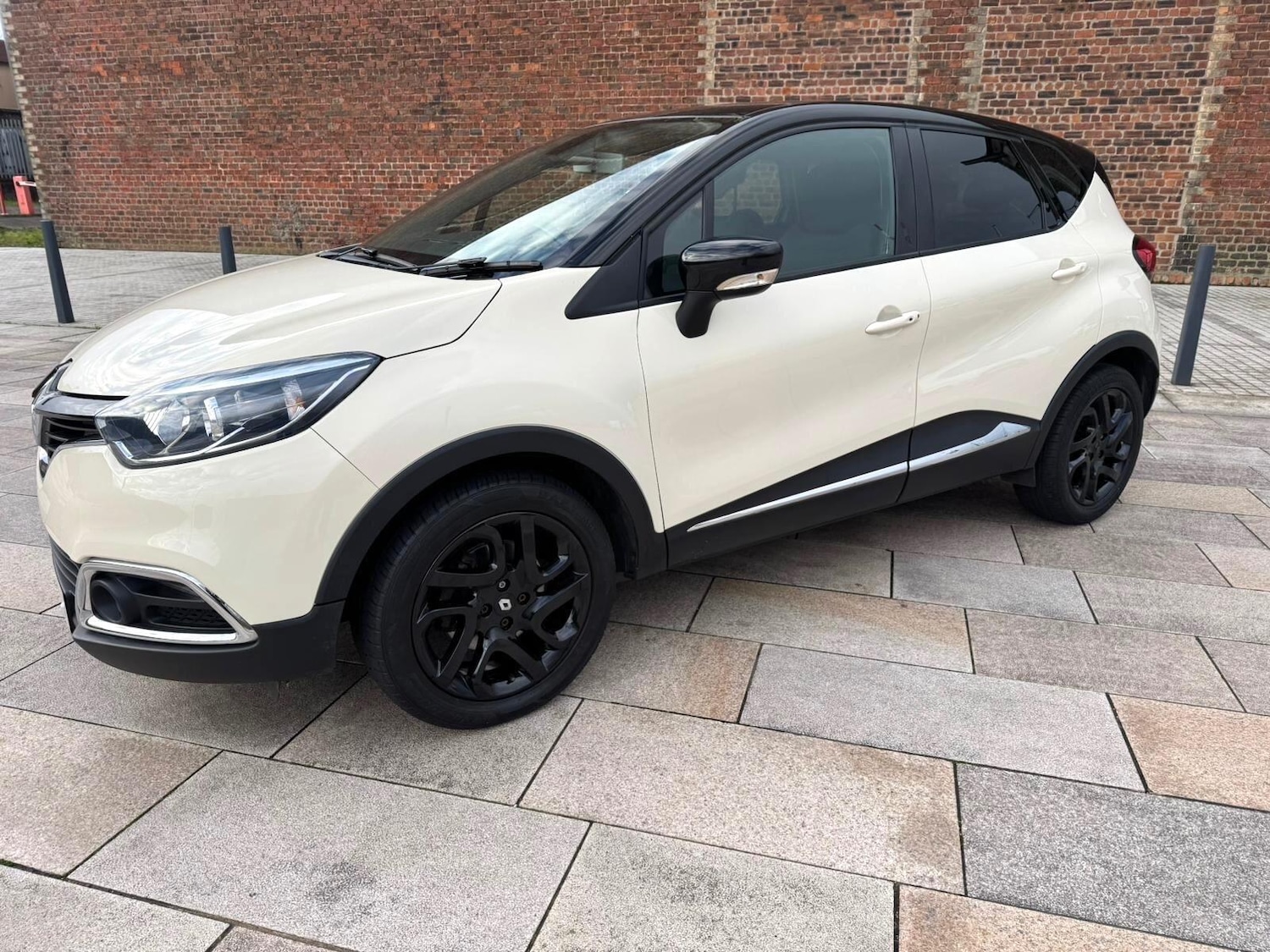 Used Renault Captur 2015 for sale - 76913325: Photo 9