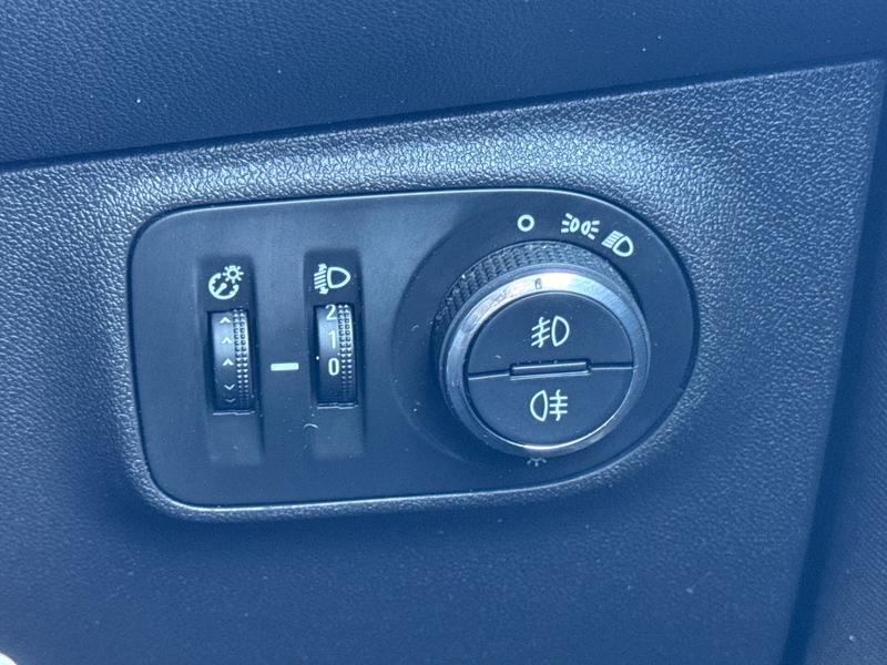 Used Vauxhall Corsa 2018 for sale - 77918758: Photo 29