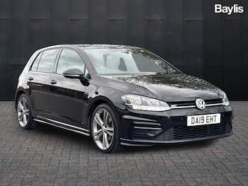 Used Volkswagen Golf 2019 for sale - 78206167: Photo