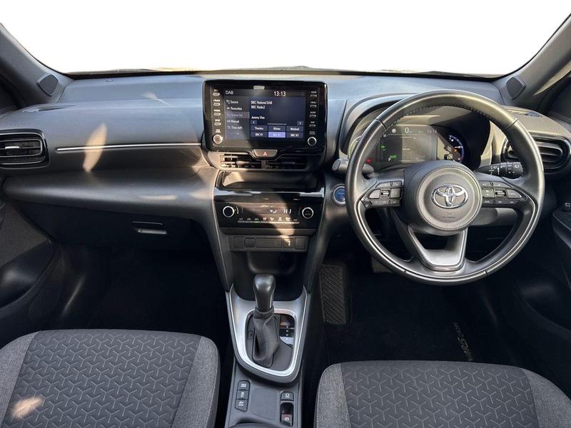 Used Toyota Yaris Cross 2022 for sale - 77763610: Photo 12