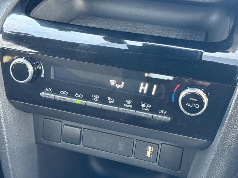 Used Toyota Yaris Cross 2022 for sale - 77763610: Photo 15