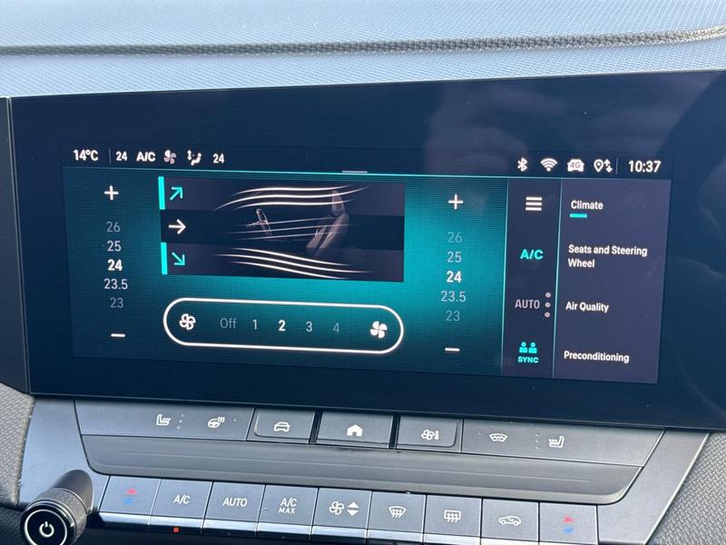 Used Vauxhall Astra 2023 for sale - 77989137: Photo 15