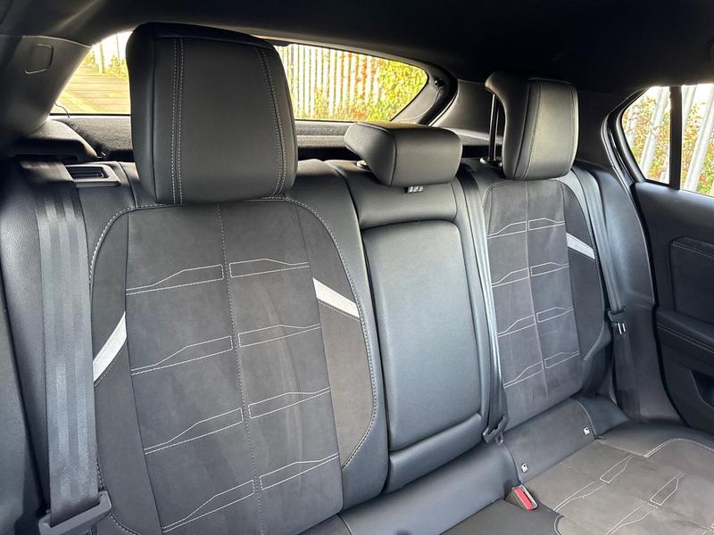 Used Vauxhall Astra 2023 for sale - 77989137: Photo 23