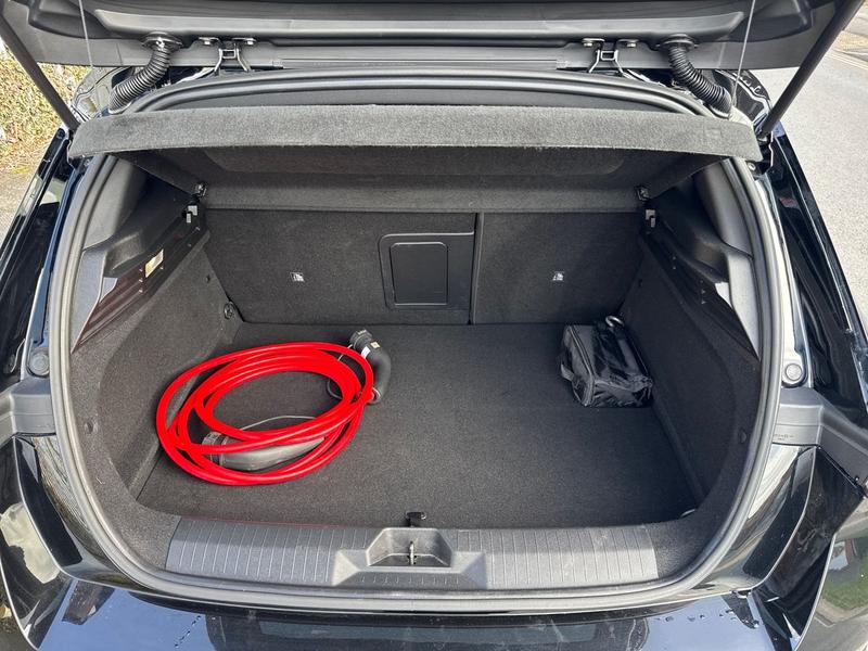 Used Vauxhall Astra 2023 for sale - 77989137: Photo 24