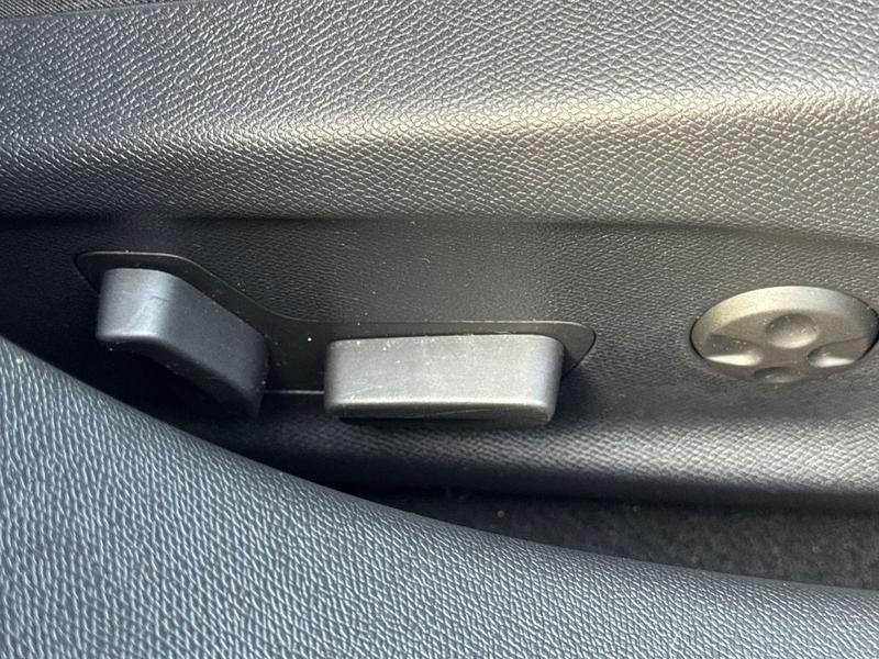 Used Vauxhall Astra 2023 for sale - 77989137: Photo 37