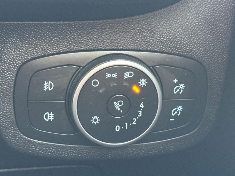 Used Ford Fiesta 2018 for sale - 77770623: Photo 33