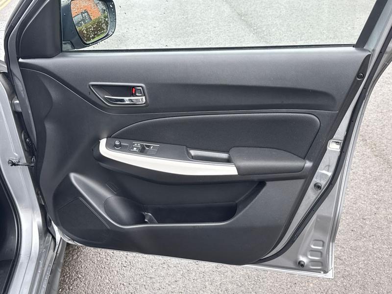 Used Suzuki Swift 2019 for sale - 77770644: Photo 34