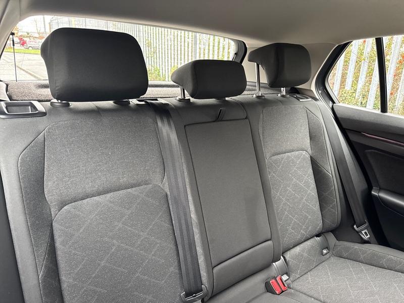 Used Volkswagen Golf 2023 for sale - 77763611: Photo 23