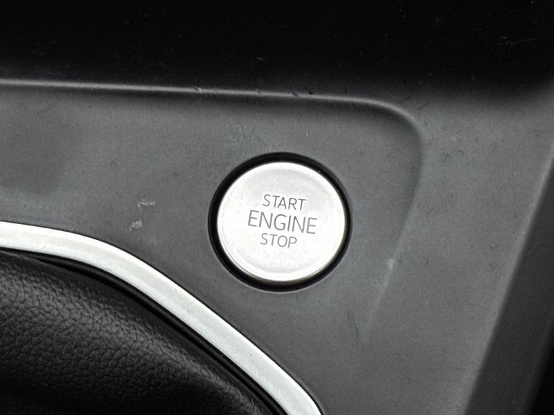 Used Volkswagen Golf 2023 for sale - 77763611: Photo 28