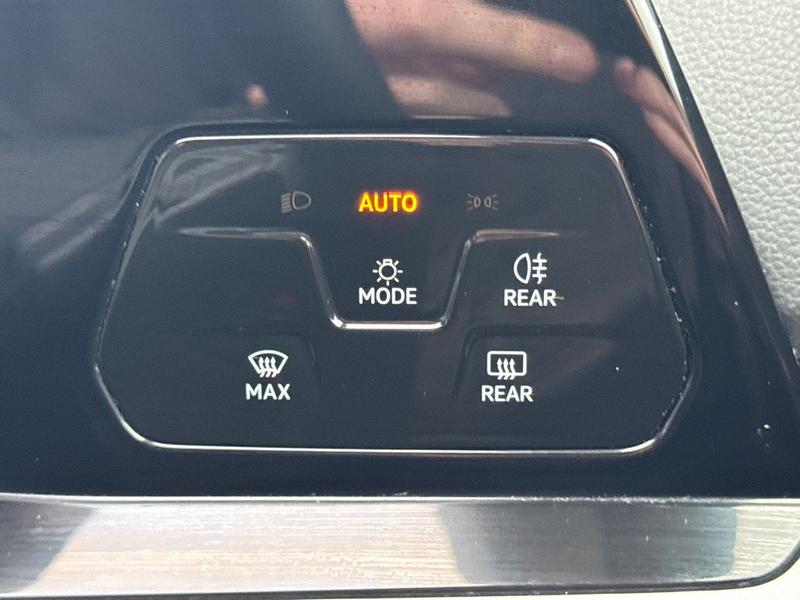 Used Volkswagen Golf 2023 for sale - 77763611: Photo 30