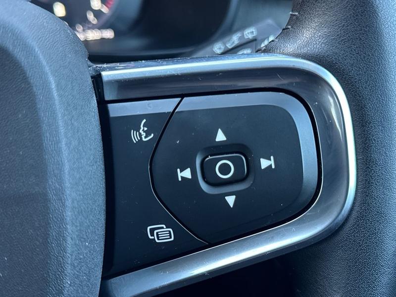 Used Volvo XC40 2020 for sale - 77763604: Photo 22