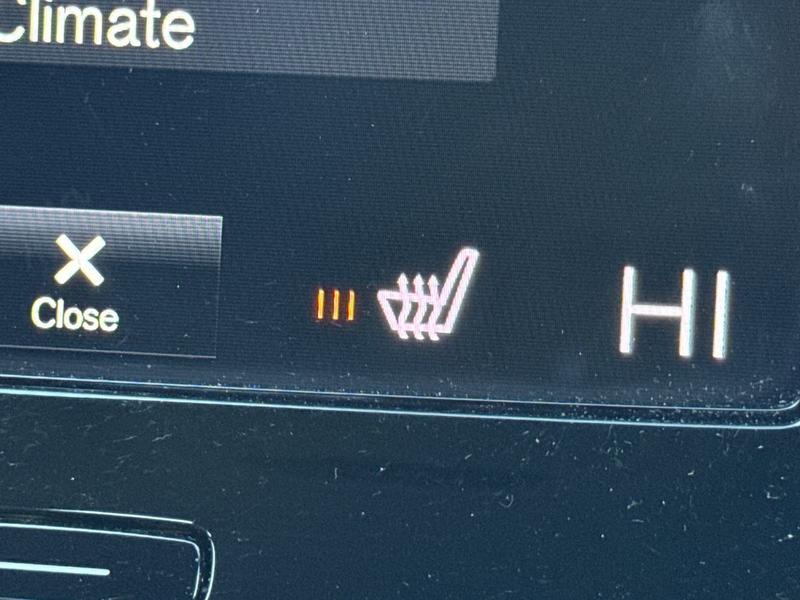 Used Volvo XC40 2020 for sale - 77763604: Photo 28