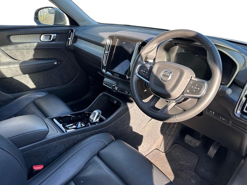 Used Volvo XC40 2020 for sale - 77763604: Photo 3