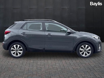 Used Kia Stonic 2021 for sale - 77763550: Photo