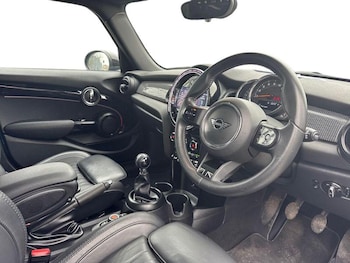 Used MINI Hatch 2021 for sale - 77959223: Photo