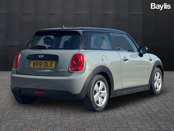 Used MINI Hatch 2018 for sale - 78095114: Photo