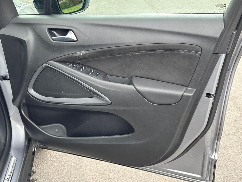 Used Vauxhall Crossland 2024 for sale - 77763703: Photo 36