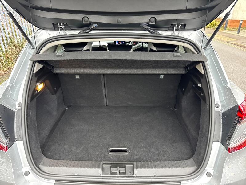 Used Renault Captur 2020 for sale - 77770607: Photo 24