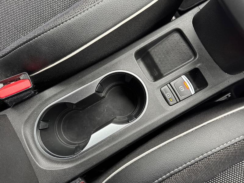 Used Renault Captur 2020 for sale - 77770607: Photo 28