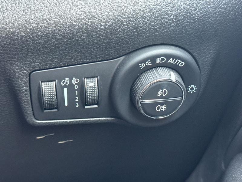 Used Jeep Compass 2023 for sale - 77763666: Photo 30