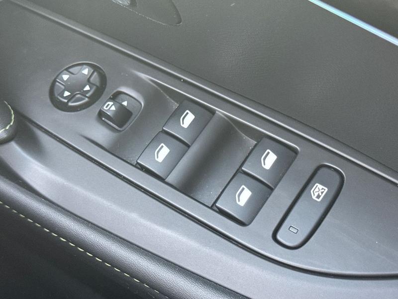 Used Peugeot 208 2021 for sale - 77770557: Photo 16