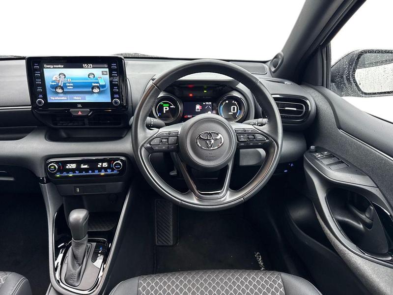 Used Toyota Yaris 2022 for sale - 77763619: Photo 11