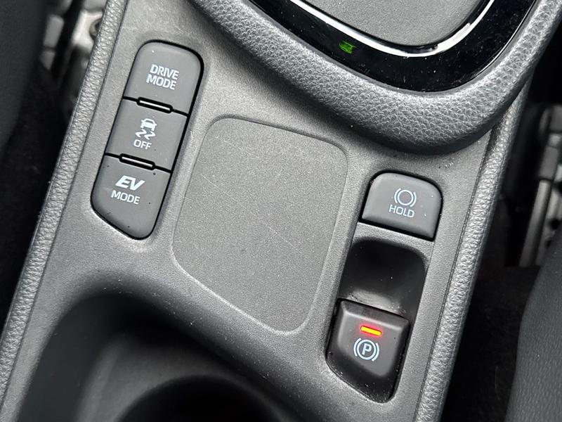 Used Toyota Yaris 2022 for sale - 77763619: Photo 27