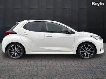 Used Toyota Yaris 2022 for sale - 77763619: Photo