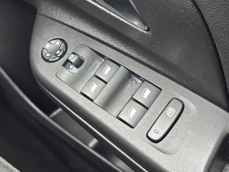 Used Vauxhall Corsa 2022 for sale - 77770530: Photo 16