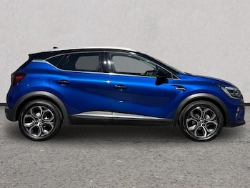 Used Renault Captur 2023 for sale - 78357118: Photo