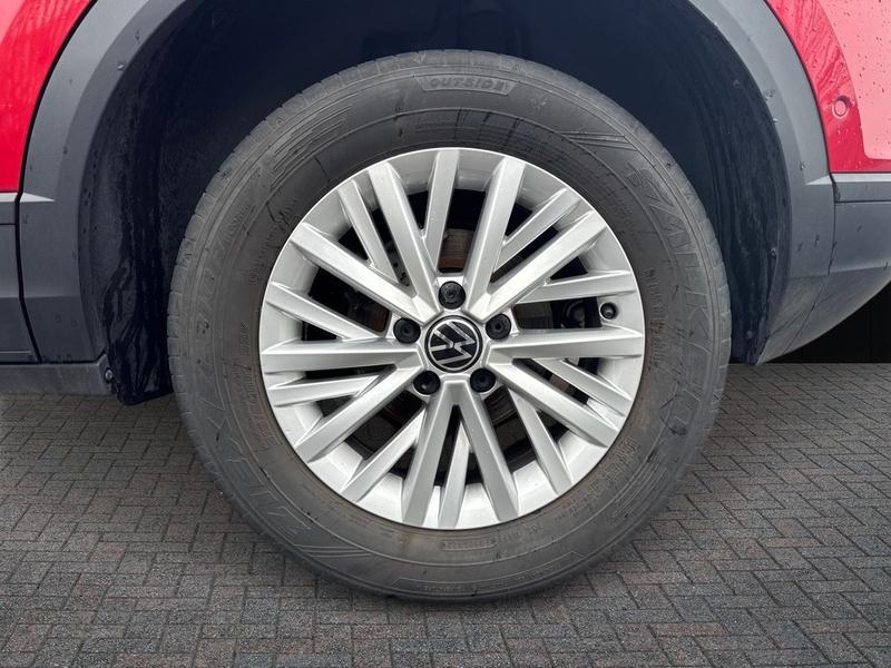 Used Volkswagen T-Roc 2023 for sale - 77763601: Photo 10