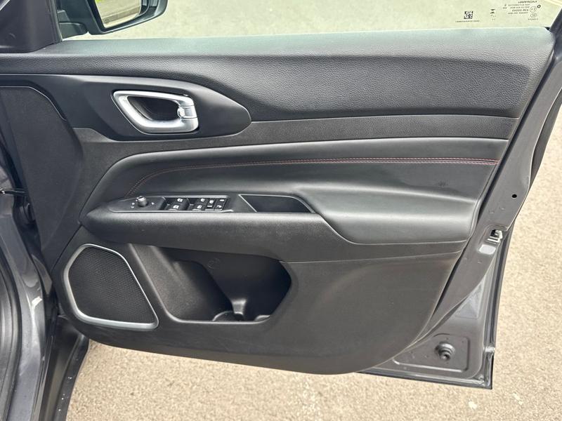 Used Jeep Compass 2023 for sale - 77770638: Photo 25