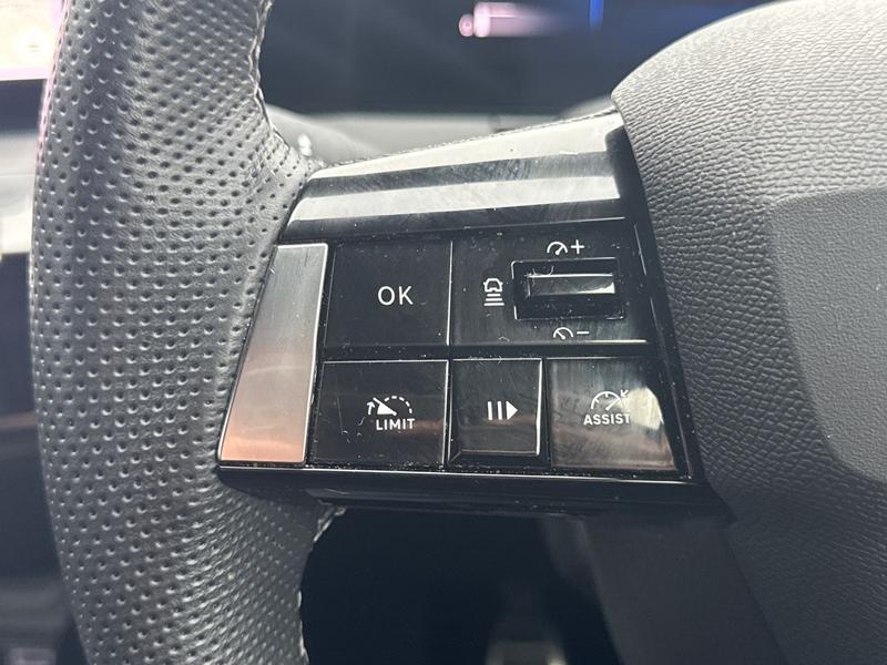 Used Vauxhall Astra 2023 for sale - 77763653: Photo 21